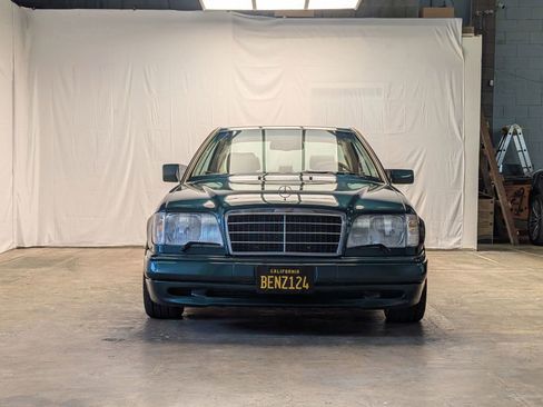 Used 1994 Mercedes-Benz E 320 Coupe image 2