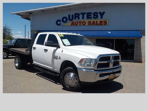 Used 2014 RAM 3500 Tradesman w/ Chrome Appearance Group AWD/4WD image 11