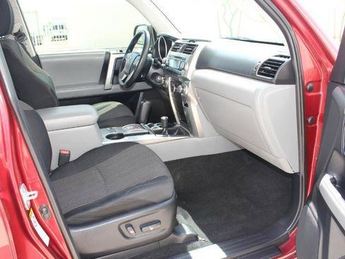 Used 2012 Toyota 4Runner SR5 AWD/4WD image 20