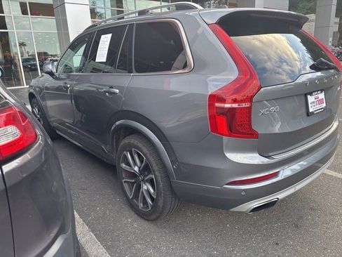 Used 2017 Volvo XC90 T6 Momentum w/ Vision Package image 17