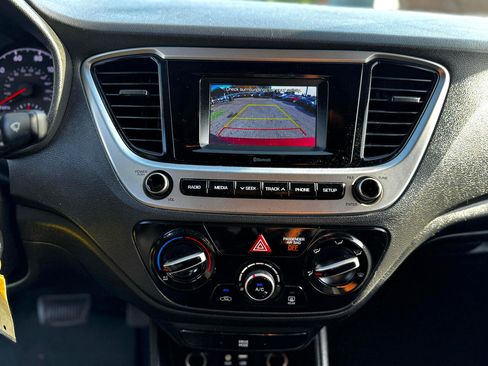 Used 2018 Hyundai Accent SE image 13