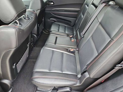 Used 2024 Dodge Durango GT RWD image 25