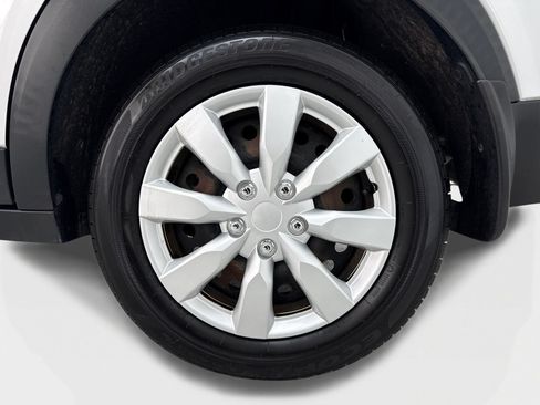 Used 2020 Nissan Kicks S FWD image 50