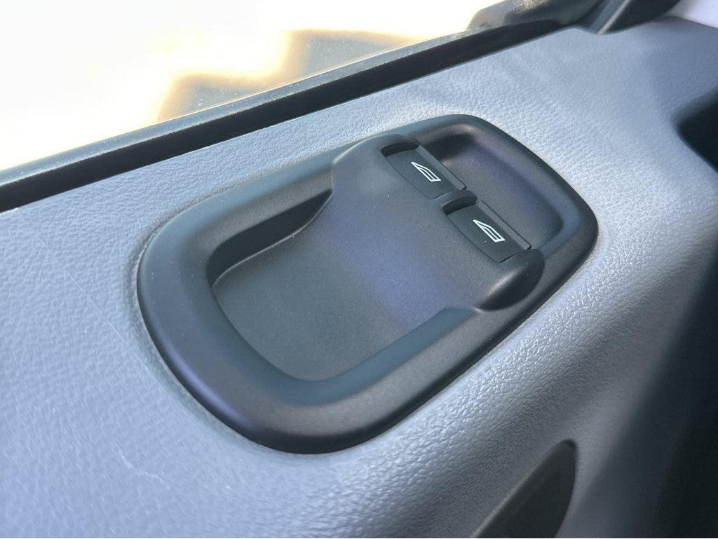 Used 2019 Ford Transit 150 148 Low Roof RWD image 30