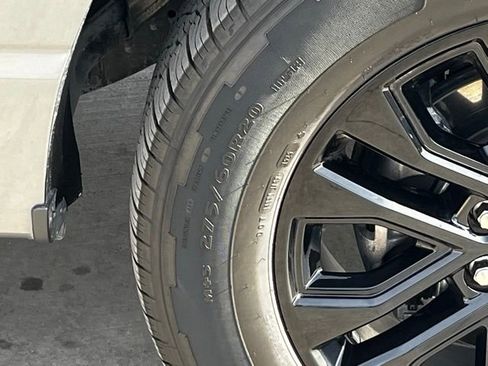 Used 2025 Ford F150 XLT w/ Equipment Group 302A MID image 9