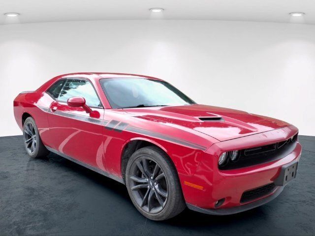 Used 2018 Dodge Challenger SXT w/ Blacktop Package RWD image 20