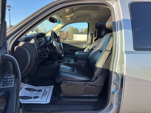 Used 2014 Chevrolet Silverado 2500 LT w/ Suspension Package, Off-Road image 14