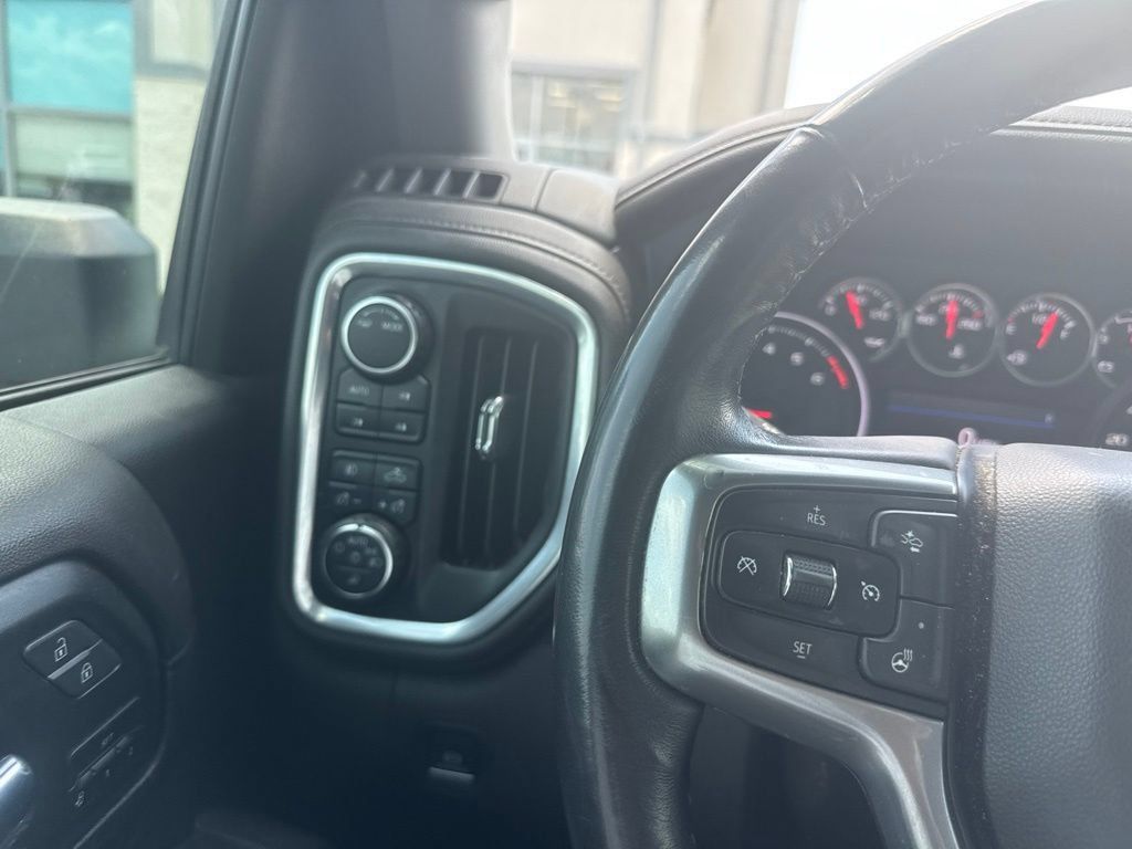 Used 2022 Chevrolet Silverado 2500 LTZ w/ LTZ Texas Edition AWD/4WD image 23