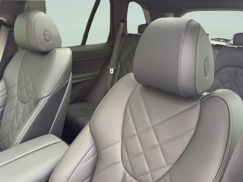 Used 2026 BMW X5 sDrive40i w/ Parking Assistance Package RWD image 24