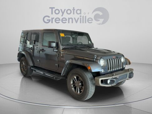 Used 2016 Jeep Wrangler Unlimited Sahara AWD/4WD image 8