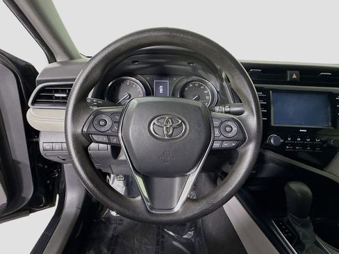 Used 2020 Toyota Camry LE image 13