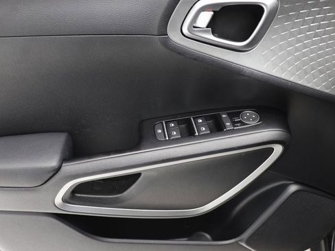 Used 2024 Kia Soul LX w/ Option Group 015 image 14