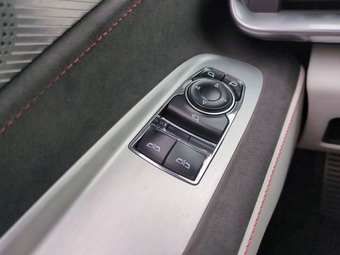 Certified 2023 Chevrolet Corvette Stingray w/ Z51 Performance Package image 27