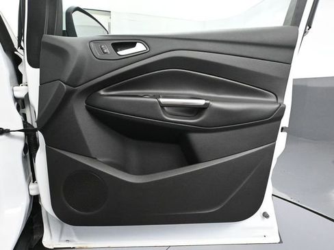 Used 2017 Ford Escape SE w/ Equipment Group 201A image 44