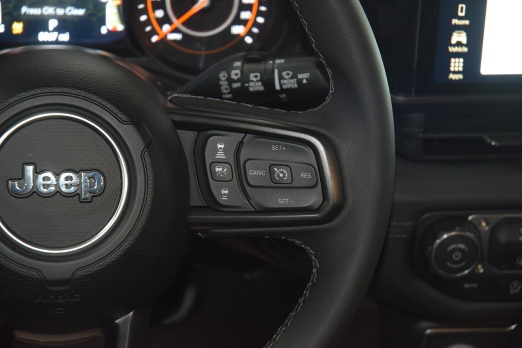 Used 2026 Jeep Wrangler Unlimited Rubicon AWD/4WD image 46