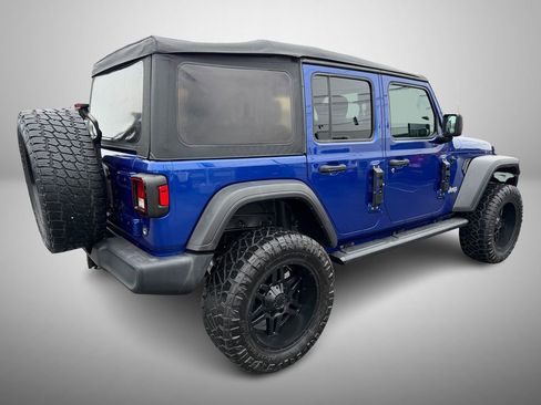 Used 2019 Jeep Wrangler Unlimited Sport S image 3