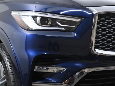 Used 2018 INFINITI QX80 4WD image 4
