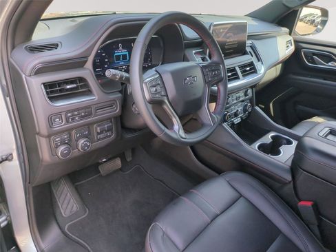 Used 2024 Chevrolet Tahoe RST w/ Luxury Package AWD/4WD image 17