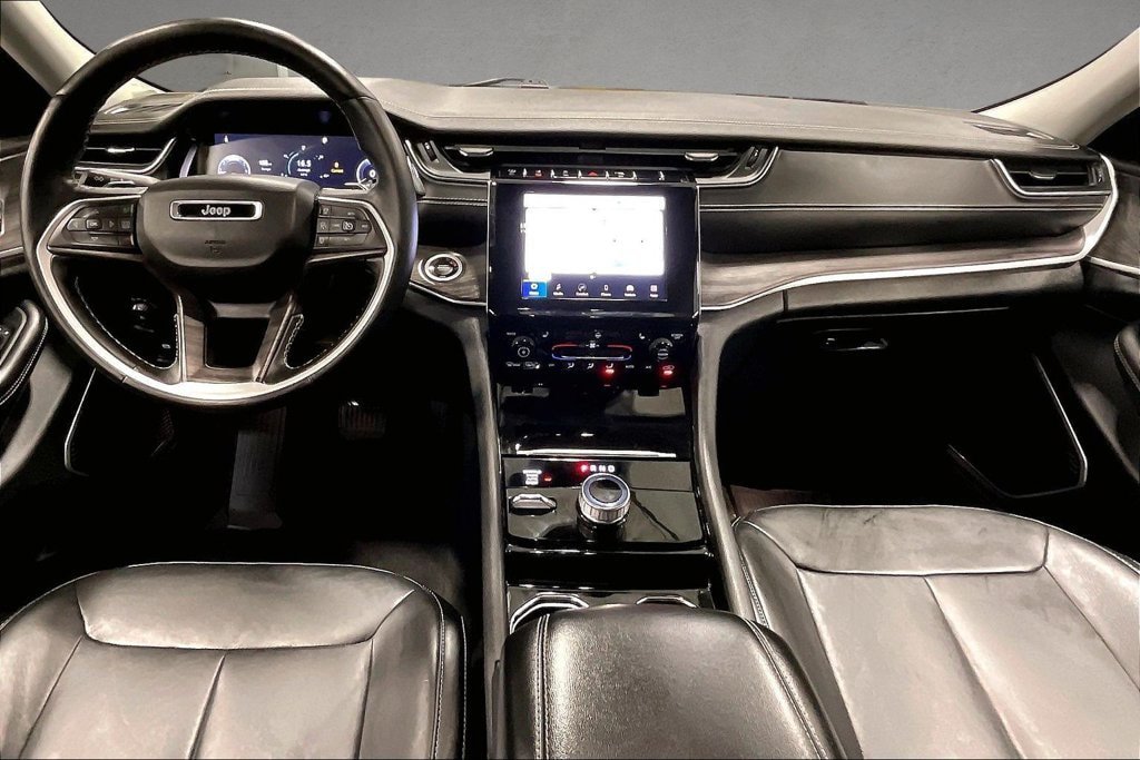 Used 2021 Jeep Grand Cherokee L Limited AWD/4WD image 8