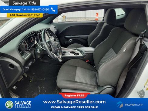 Used 2022 Dodge Challenger GT AWD/4WD image 9