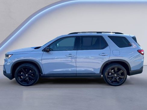Certified 2025 Honda Pilot Black Edition image 1