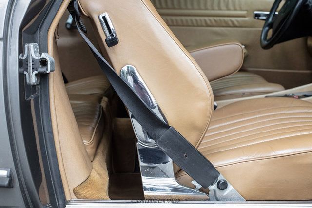 Used 1987 Mercedes-Benz 560 SL image 43