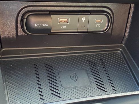 Used 2023 Kia Sportage SX image 17