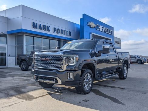 Used 2022 GMC Sierra 2500 Denali image 1