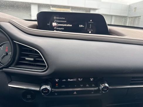 Used 2025 MAZDA CX-30 AWD 2.5 S w/ Premium Package image 7