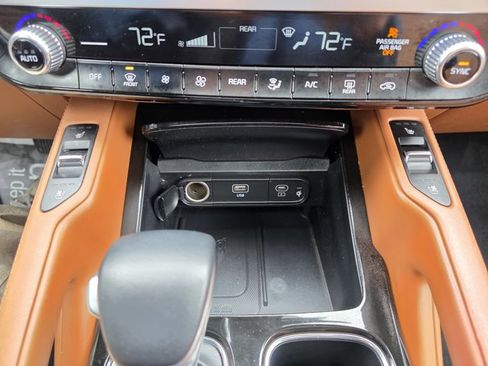 Used 2023 Kia Telluride EX X-Line image 8