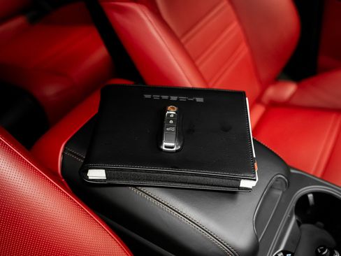 Used 2023 Porsche Cayenne Turbo GT image 81