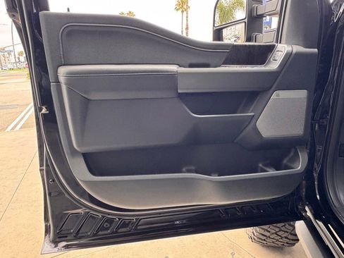 New 2026 Ford F250 Lariat w/ Black Appearance Package AWD/4WD image 15