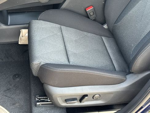 New 2025 Nissan Rogue SV image 27