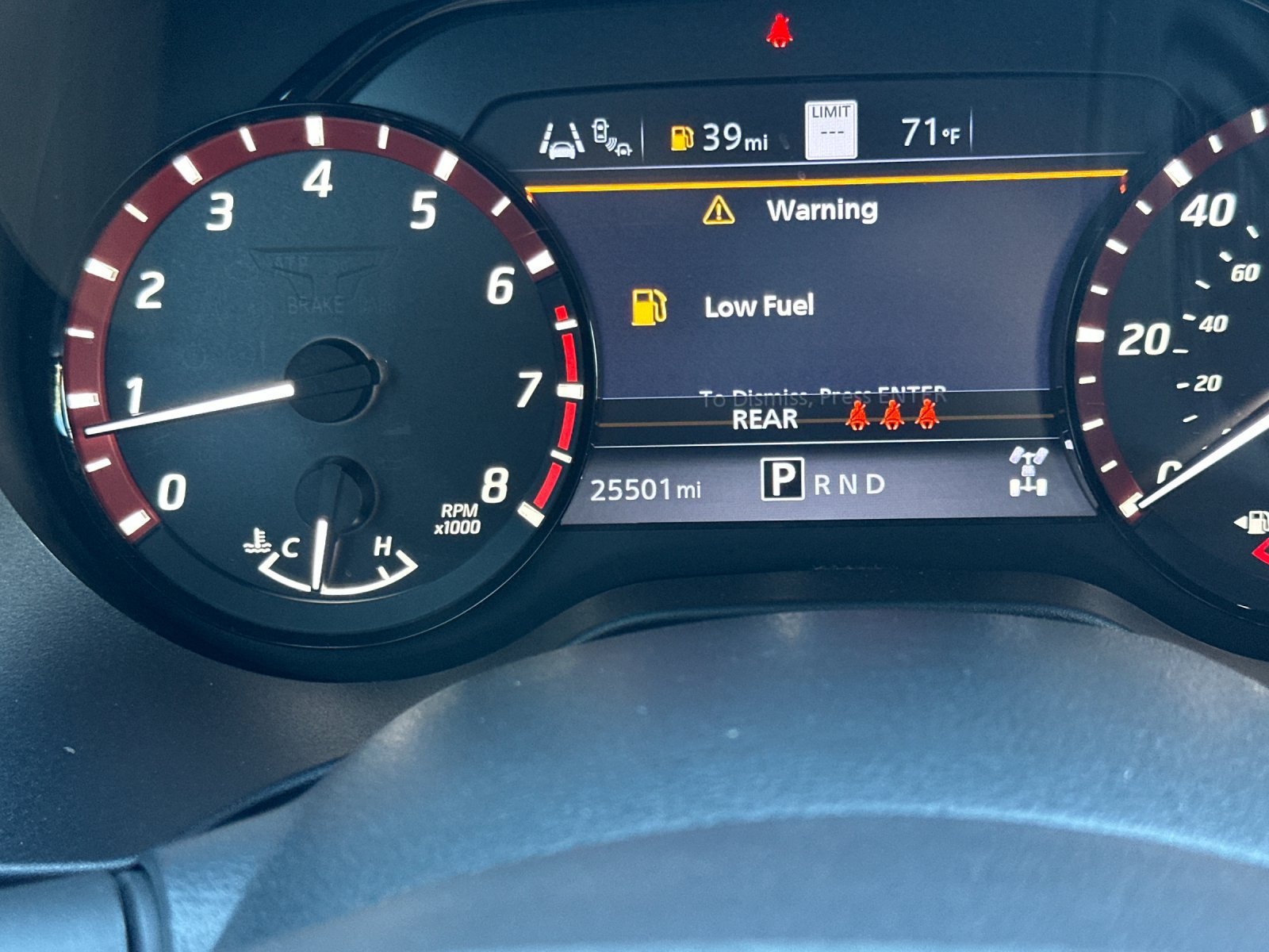 Used 2023 Nissan Titan PRO-4X w/ Pro-4x Convenience Package AWD/4WD image 25