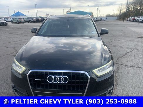 Used 2015 Audi Q3 2.0T Prestige w/ Prestige Package image 2