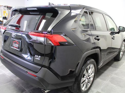 Used 2019 Toyota RAV4 XLE Premium w/ All Weather Liner Package AWD/4WD image 6