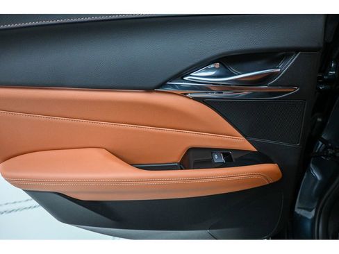 Used 2025 Cadillac CT4 Premium Luxury image 25