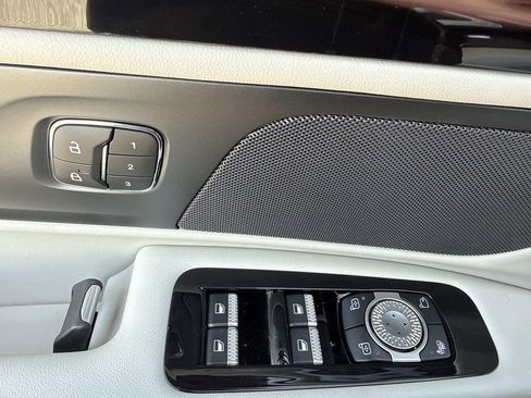 New 2026 Lincoln Nautilus Premier AWD/4WD image 19