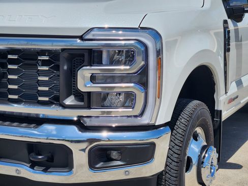New 2026 Ford F350 King Ranch w/ Chrome Package AWD/4WD image 10