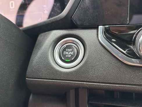 Used 2023 Chevrolet Colorado W/T RWD image 28