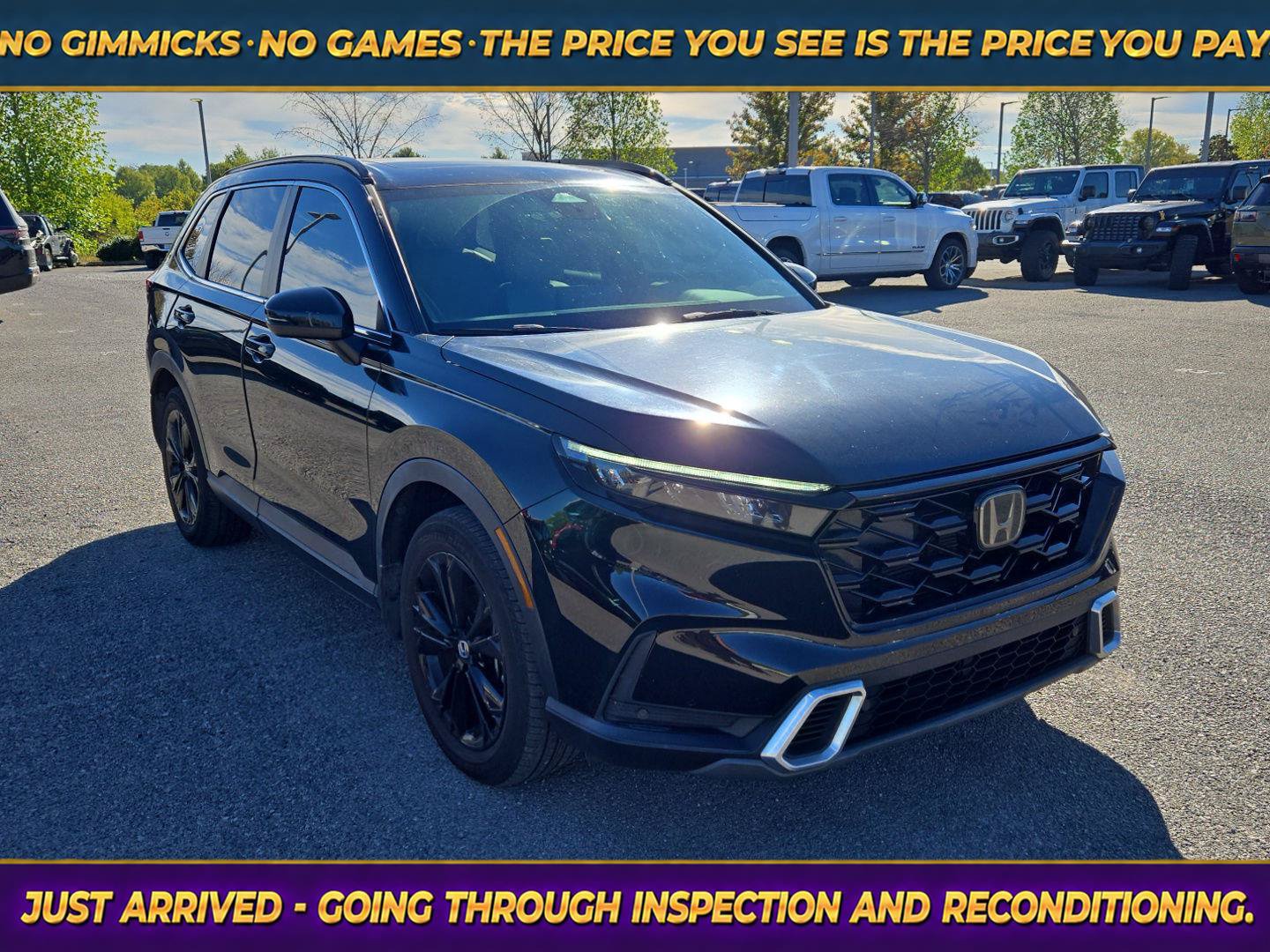 Used 2023 Honda CR-V Sport Touring image 1