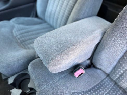 Used 2000 Chevrolet S10 Pickup LS w/ Preferred Equipment Group RWD image 17