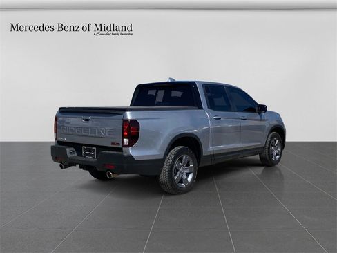 Used 2024 Honda Ridgeline TrailSport image 7