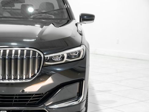 Used 2021 BMW ALPINA B7 xDrive image 45