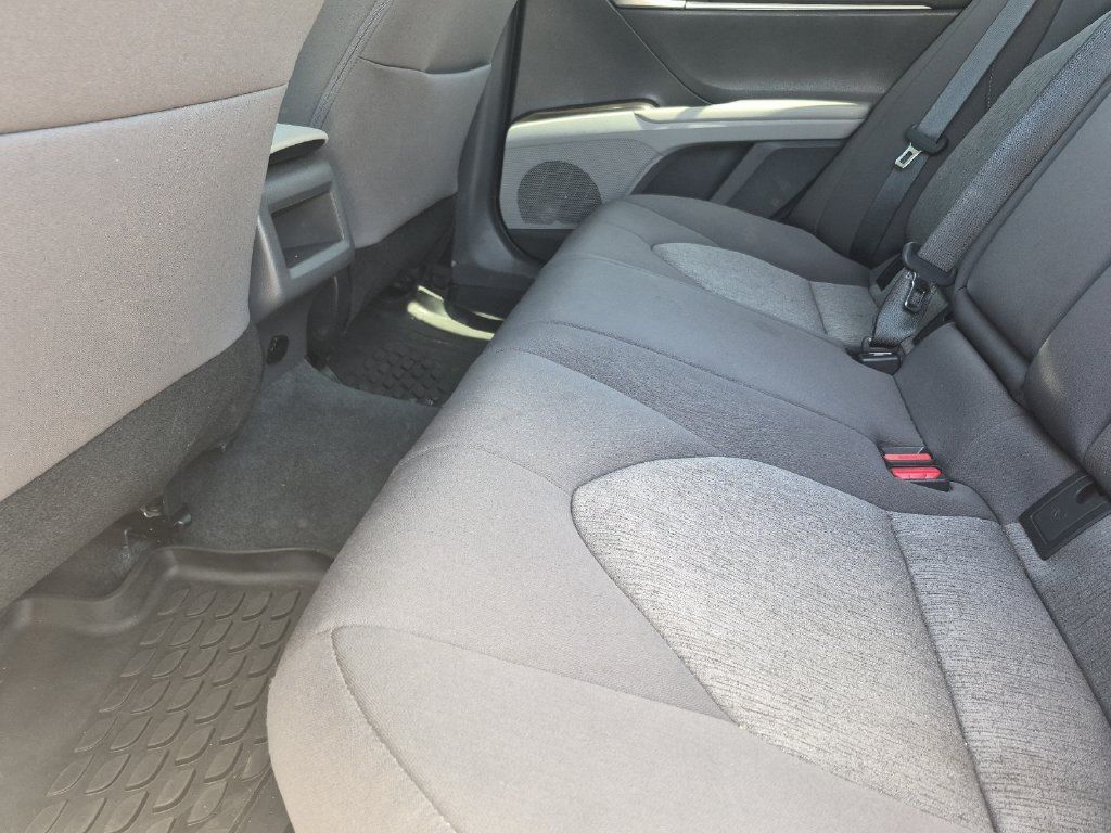 Used 2023 Toyota Camry LE FWD image 12