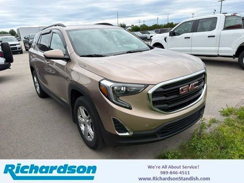 Used 2018 GMC Terrain SLE AWD/4WD image 1