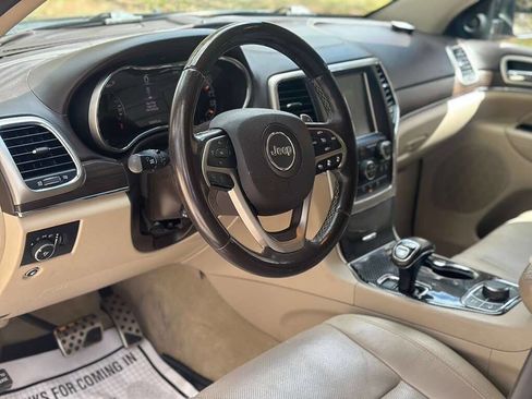 Used 2014 Jeep Grand Cherokee Overland w/ Advanced Technology Group image 13