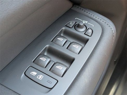 New 2026 Volvo XC60 B5 Core image 27