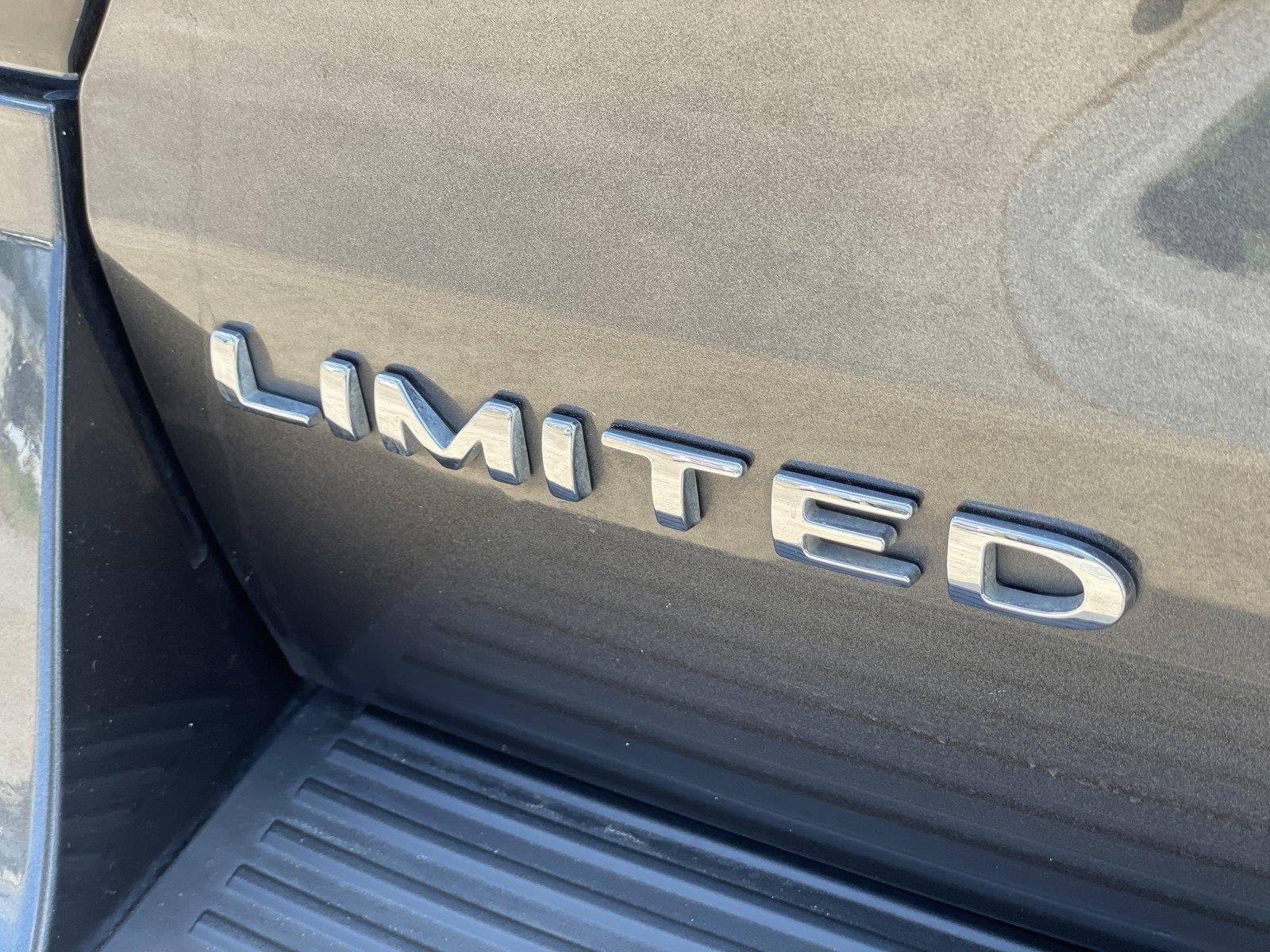 Used 2020 Ford Expedition Max Limited w/ Equipment Group 301A RWD image 60