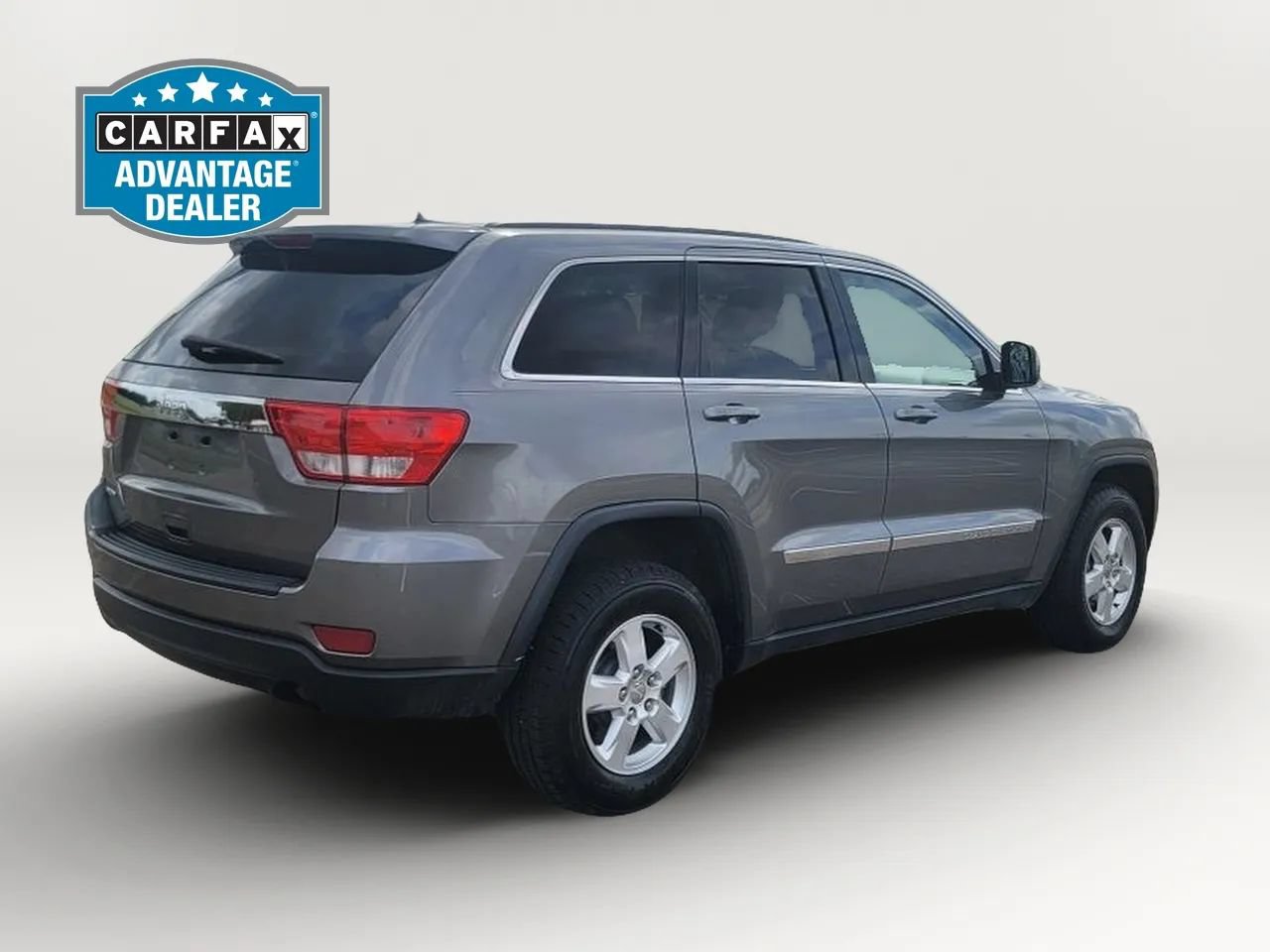 Used 2012 Jeep Grand Cherokee Laredo RWD image 5